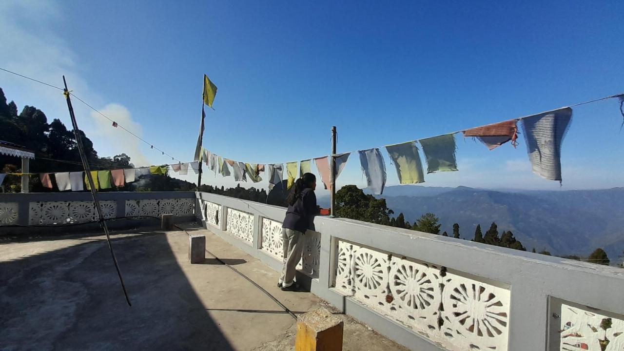 Aakeet Lyang Homestay Kurseong Exterior foto